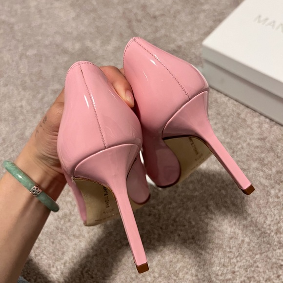 Manolo Blahnik pink heels - Picture 4 of 5